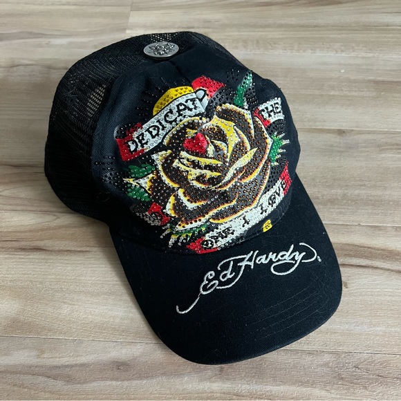 ED HARDY VINTAGE COLLECTIBLE Embroidered Rose Hat Black REAR - Picture 2 of 9